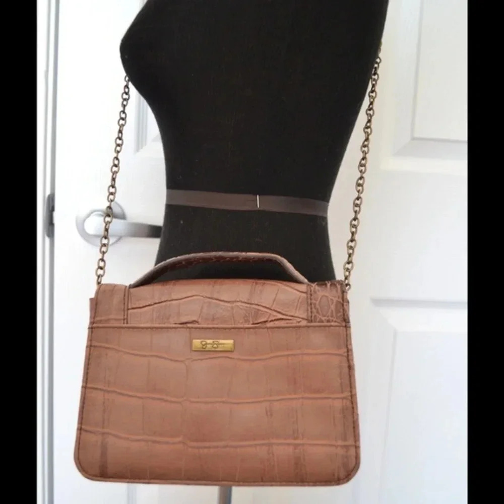 Jessica Simpson cross-body bag